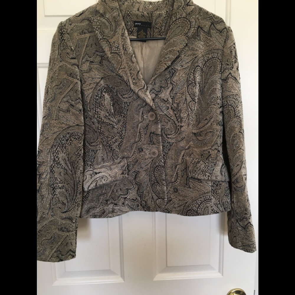 Beautiful blazer that I have no words for